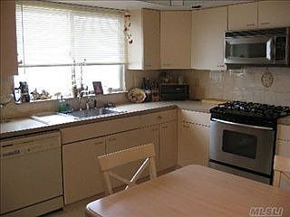 5th image of 15941 92nd St