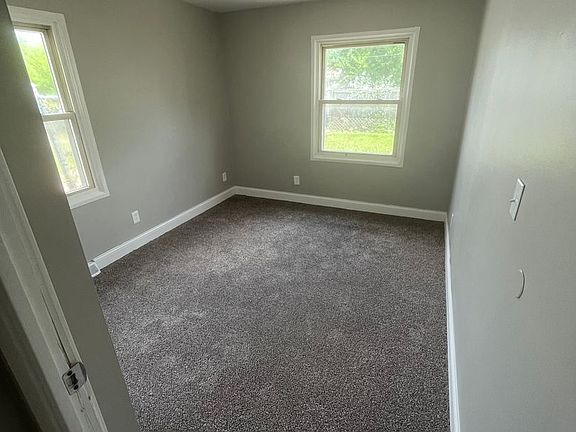 5th image of 2501 Cypress Dr