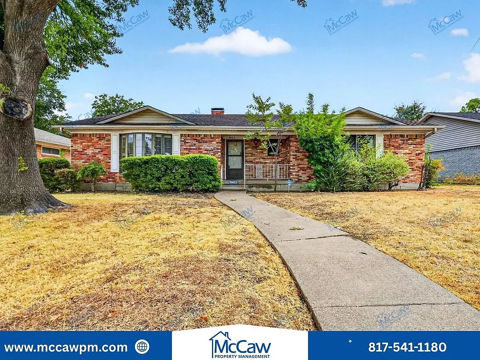 8422 Cadenza Ln