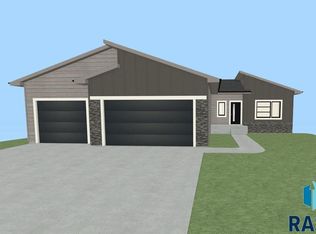 1035 E Fanning St, Tea, SD 57064