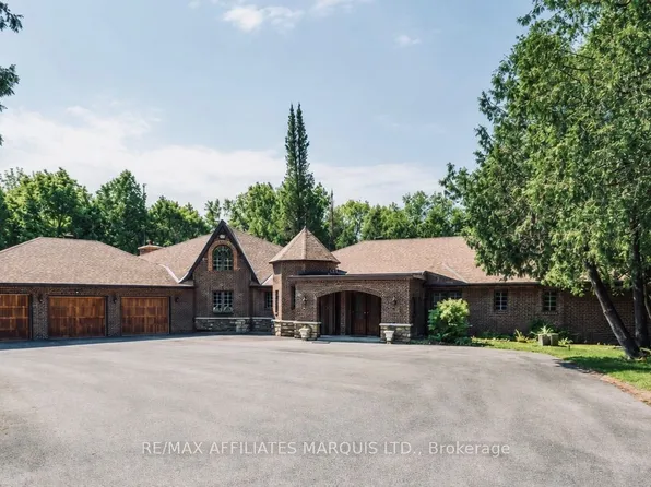 4466 County Road 34 Rd, South Glengarry, ON K0C 1L0