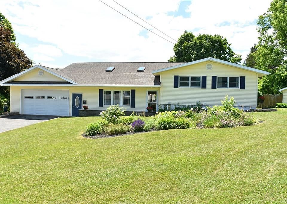 1st image of 109 Joel Ln