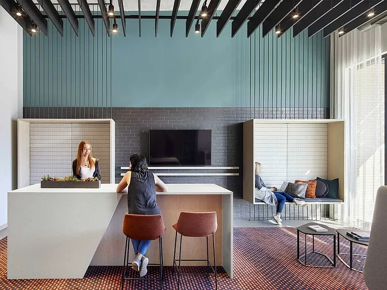 Pitch lobby