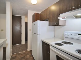 Carriage House Apartments, Flint, MI 48503