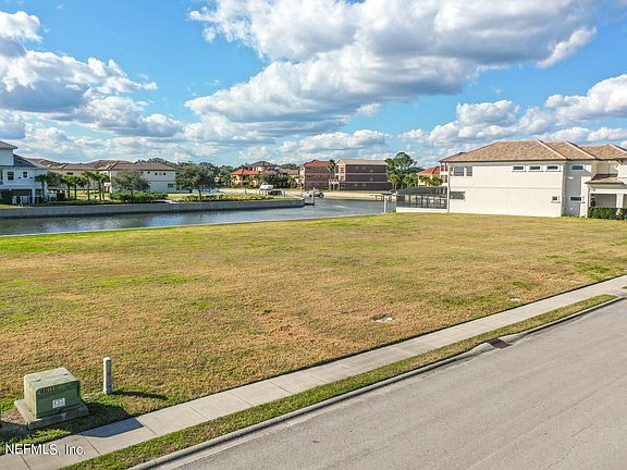 3rd image of 306 HARBOR VILLAGE Point