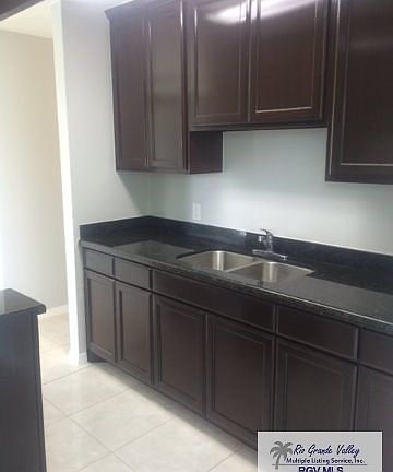 2nd image of 4612 Calle La Mansion