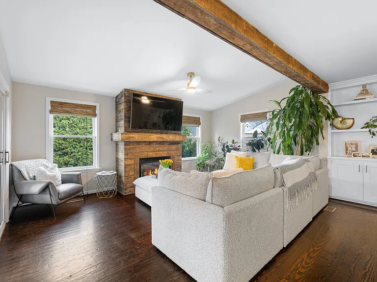 809 Virginia Ave — Photo 42
