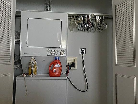 5th image of 302 47th Avenue Dr W APT 318