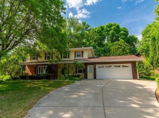 7401 Farmington Way, Madison, WI 53717
