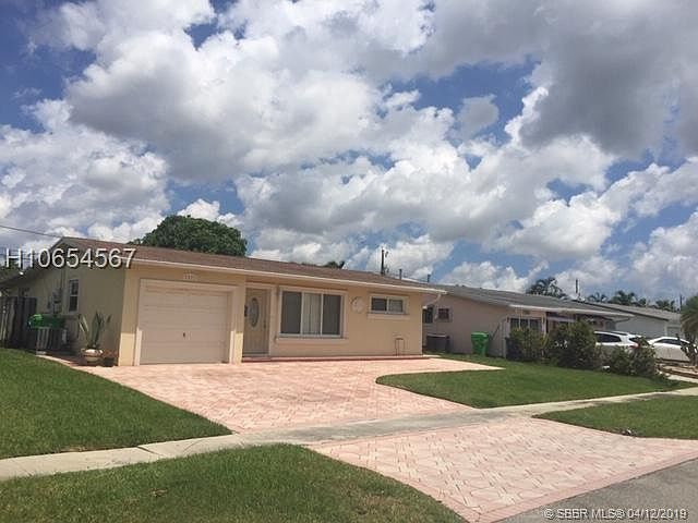 1st image of 8601 NW 26th St