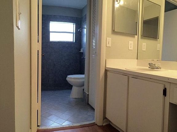 3rd image of 14601 N Beckley Sq
