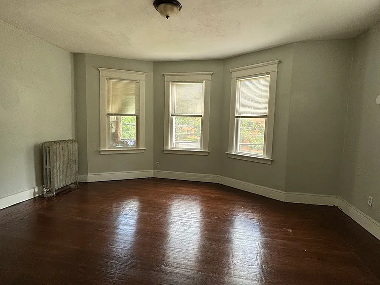 918 Winchester Ave #2 — Photo 5