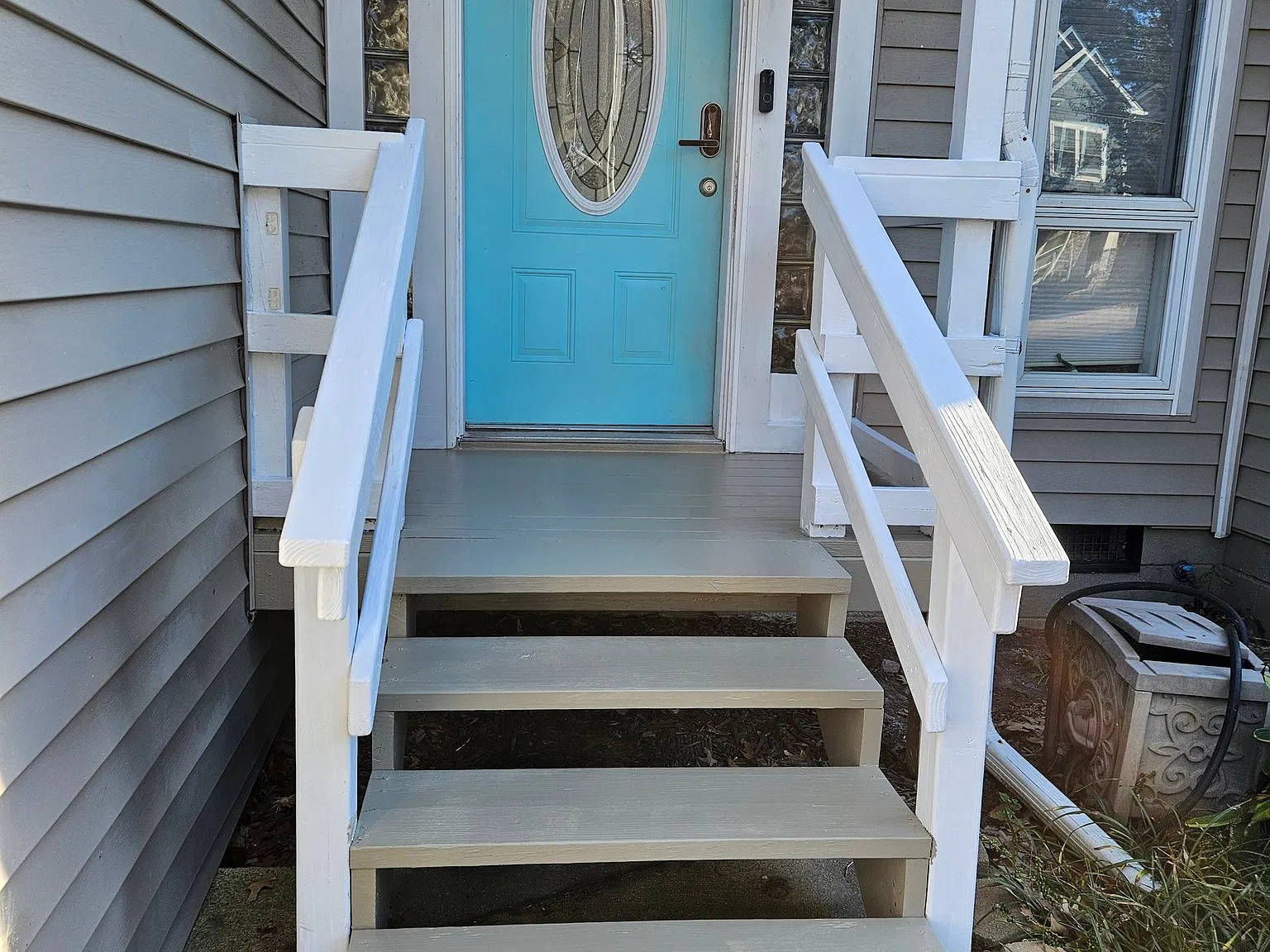 Wonderful location blocks from the Ocean — Photo 2