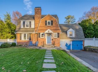 426 Ridge Rd, Wethersfield, CT 06109