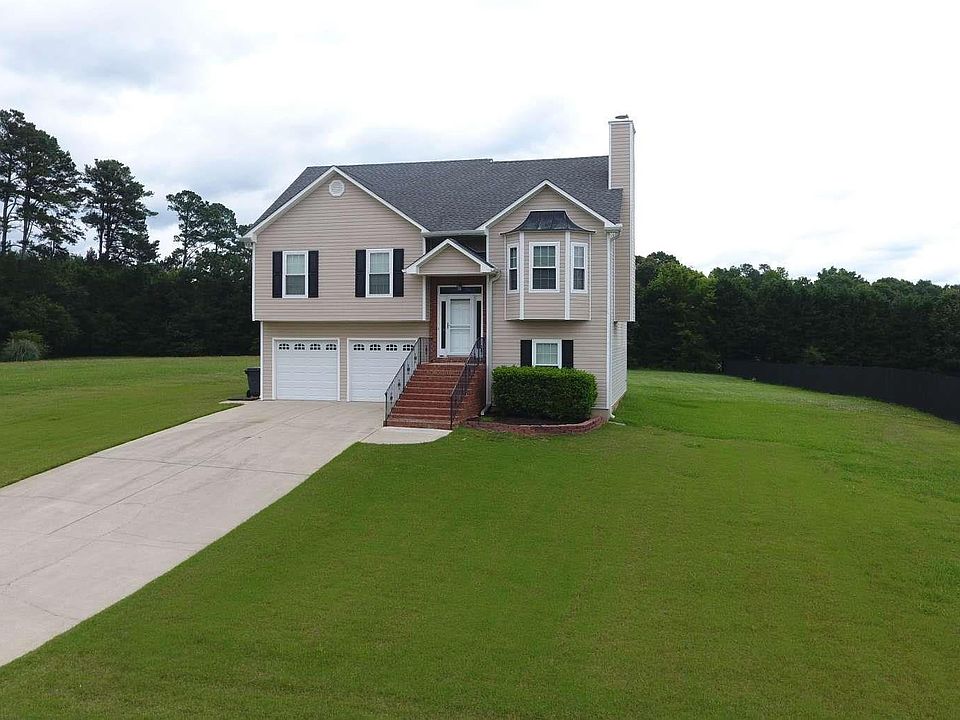 1st image of 27 Aspen Dr