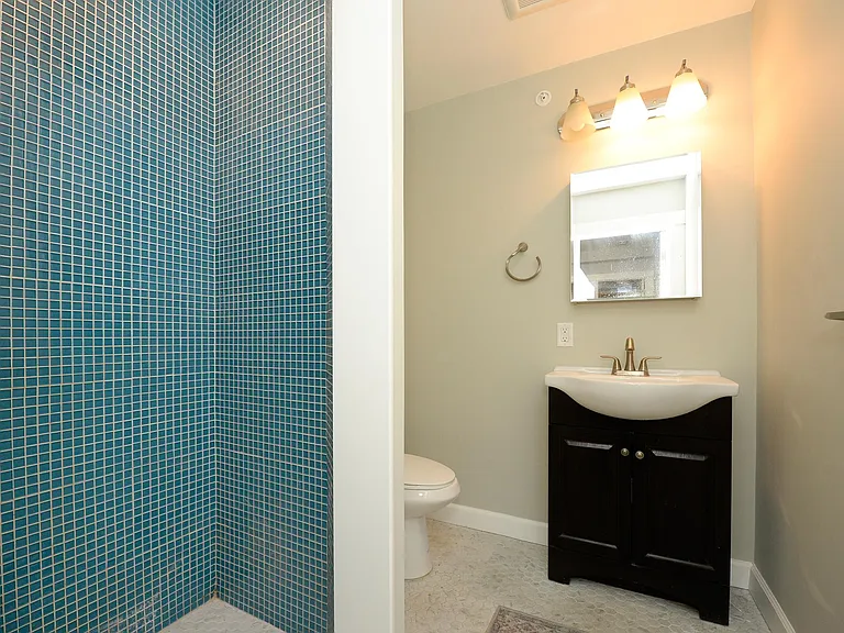 190 Rock Rd #2B — Photo 8