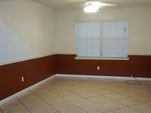 3rd image of 4866 Lanett Dr