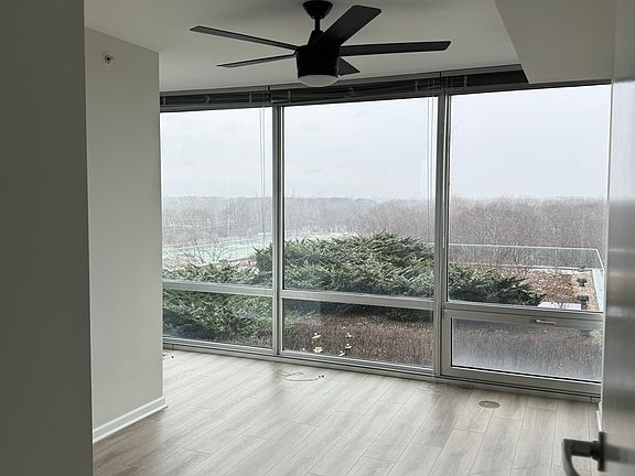 3rd image of 9655 Woods Dr Unit 1010