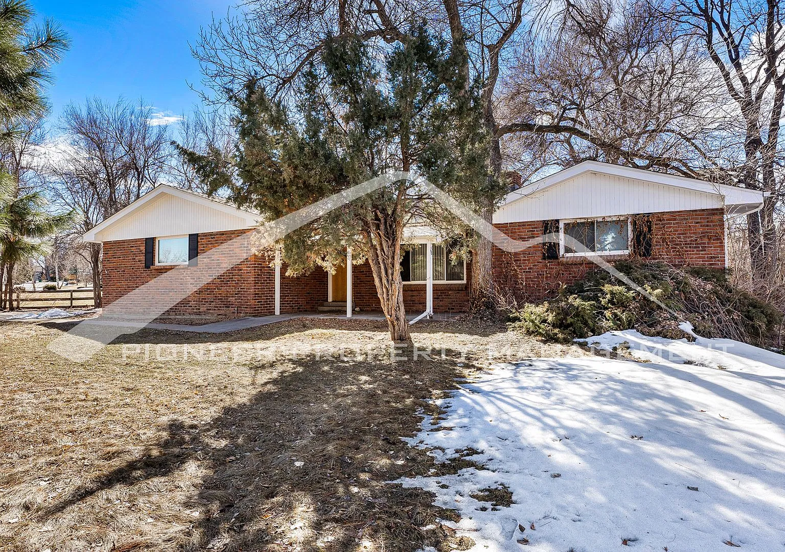 Charming Home with Big Backyard! — Photo 1