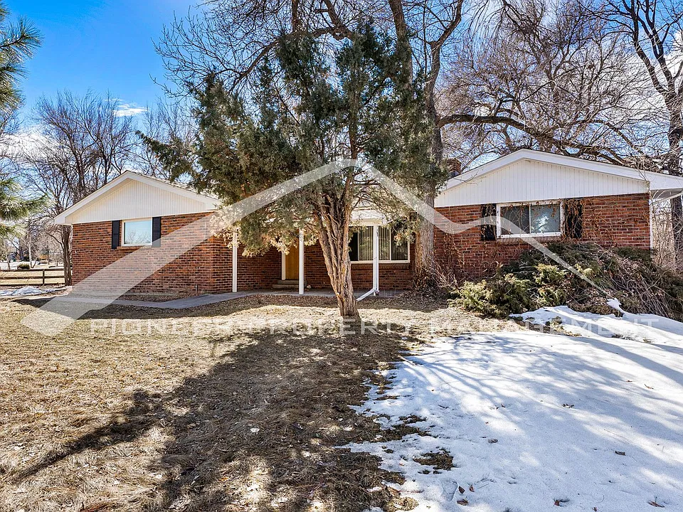 2795 Clover Rd