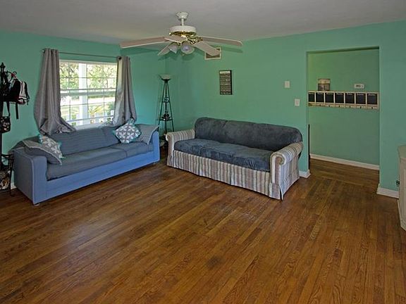 2nd image of 37410 Turner Dr