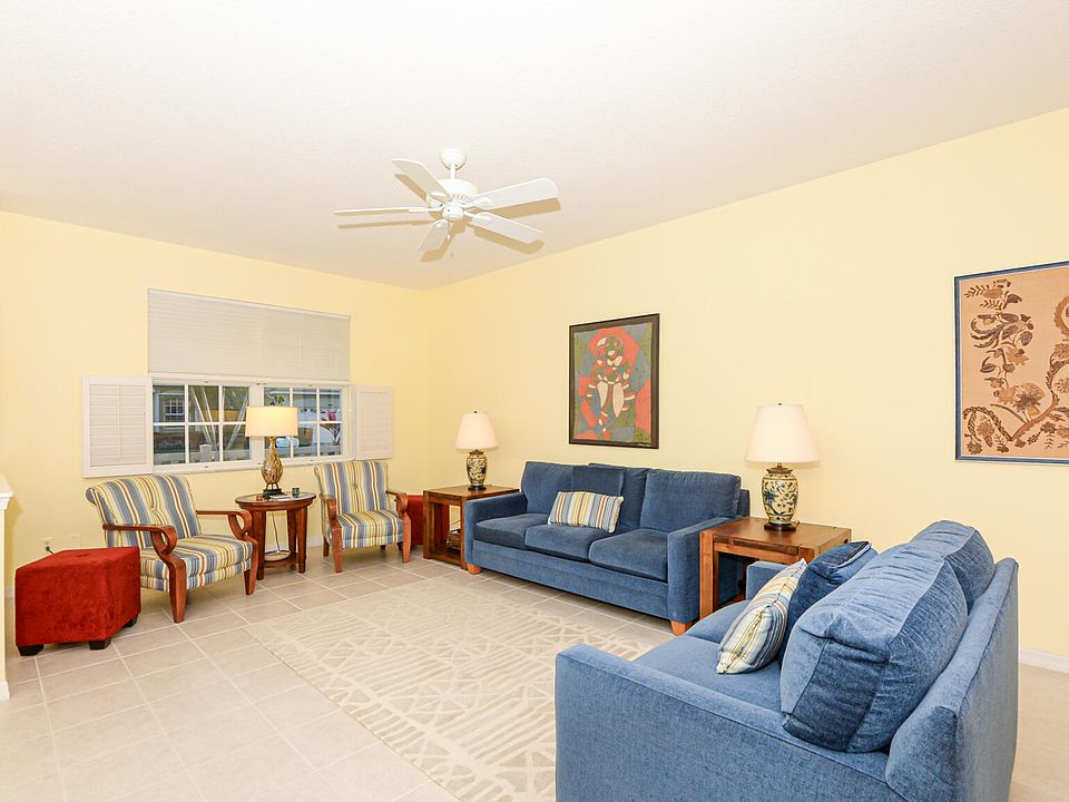 1st image of 864 NW Sarria Court