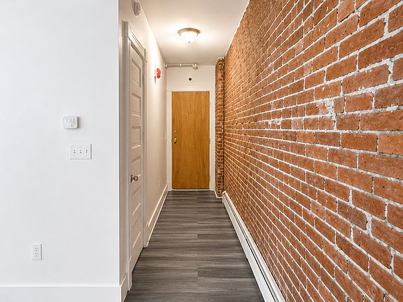 5th image of 10 Summer St APT 3B