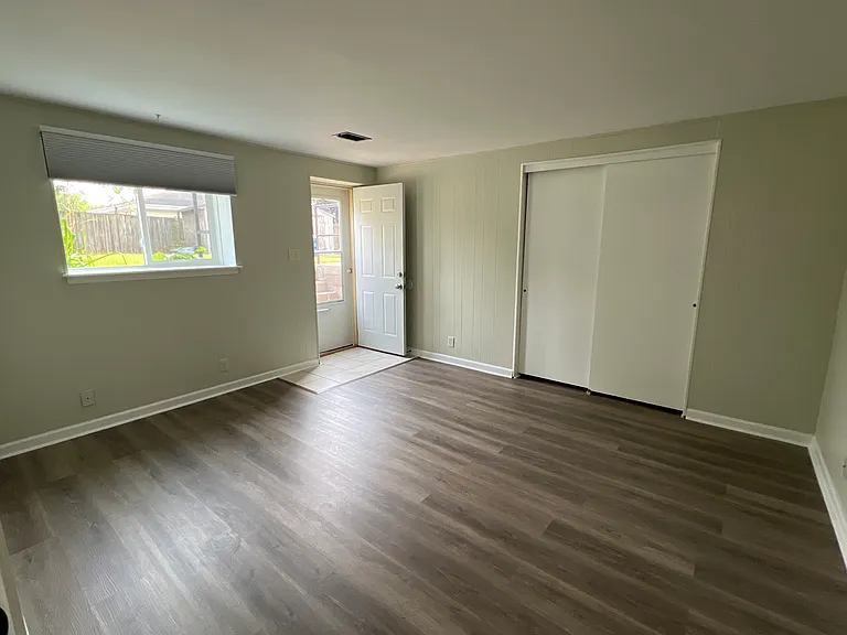 5218 Biscayne Ave — Photo 4