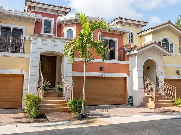 4th image of 1304 Coastal Bay Boulevard