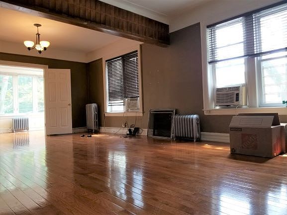 1st image of 7026 6th Ave #2