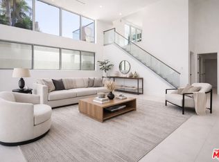 621 N Kings Rd #1, West Hollywood, CA 90048