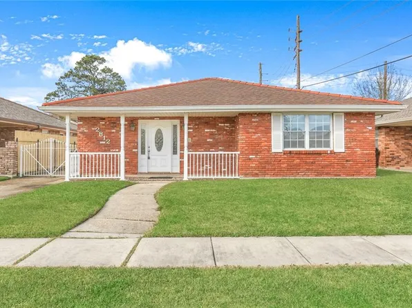 2812 Regal Dr, Belle Chasse, LA 70043