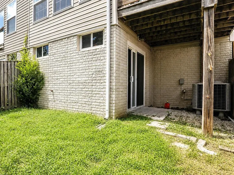 20 Dunlap Dr — Photo 49
