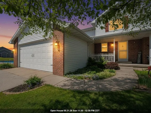 483 Madeline Ln, Little Suamico, WI 54141
