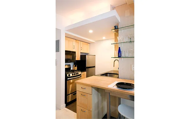 Sold by Douglas Elliman | media 13