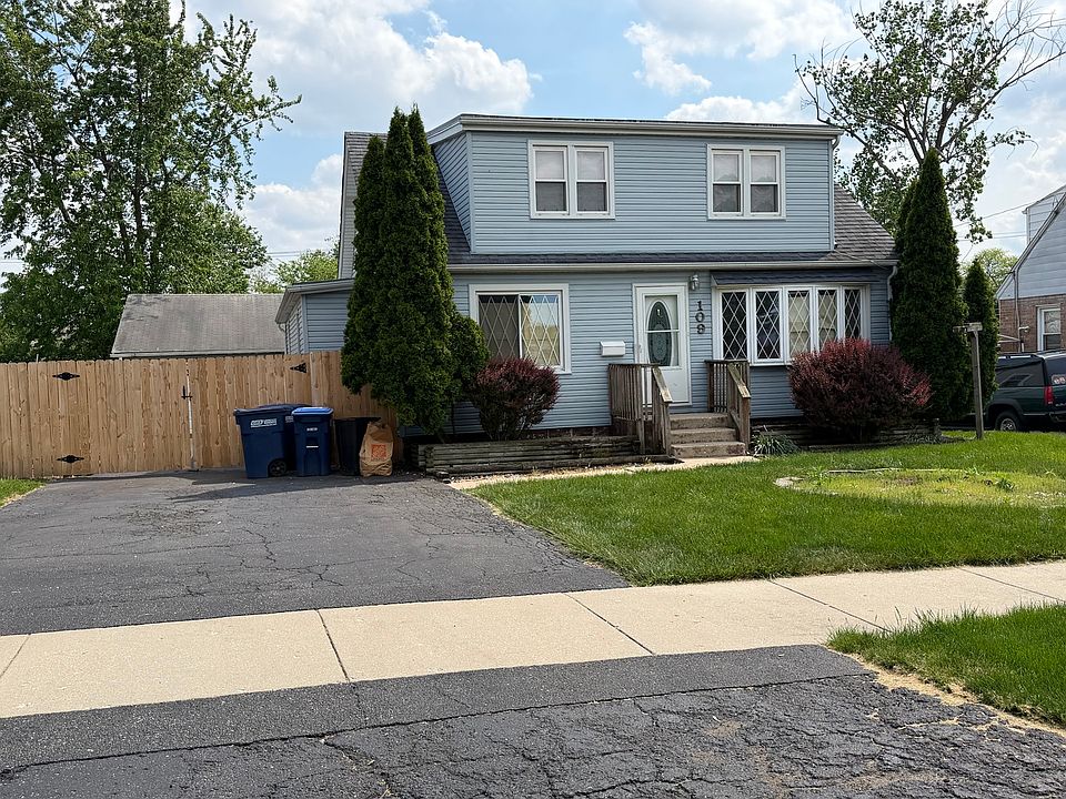 1st image of 109 Village Dr