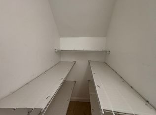 236 Burgher Ave FLOOR 2, Staten Island, NY 10305