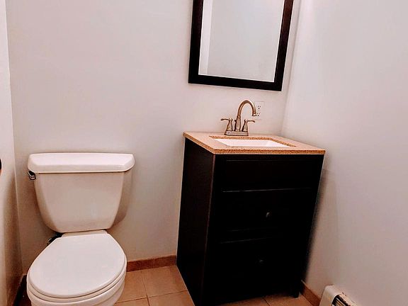 5th image of 8402 143rd St #101
