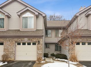 1506 N Saint Marks Pl, Palatine, IL 60067