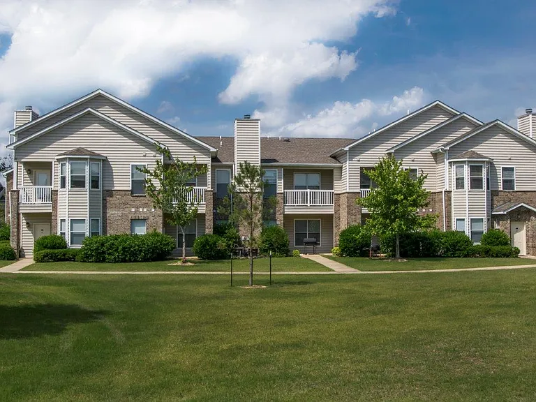 Waterford Place Apartment Homes — Photo 16