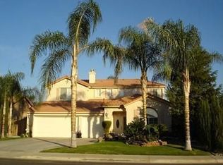 8703 Lighthouse Dr, Bakersfield, CA 93312