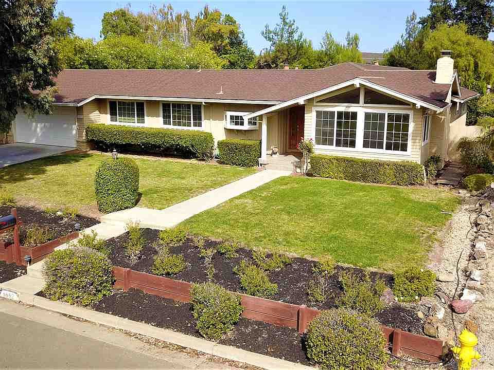 1st image of 6692 Hampton Dr