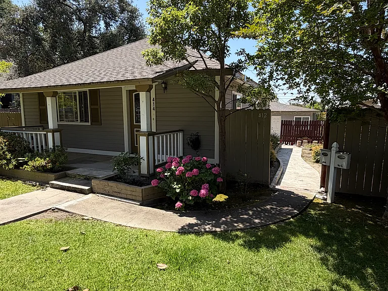 414 E Lime Ave — Photo 2