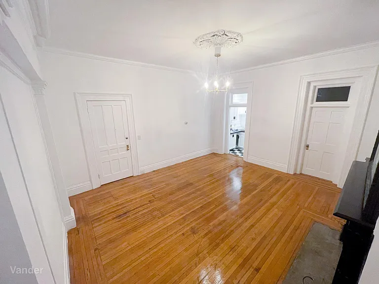 304 Washington Ave #3 — Photo 6