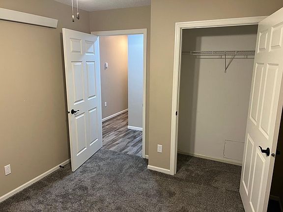 5th image of 300 W Tracy Rd