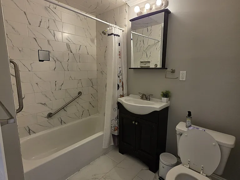 3230 Lexington Ave #11 — Photo 9