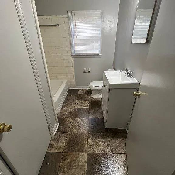 100 Powers Rd #M-C — Photo 6