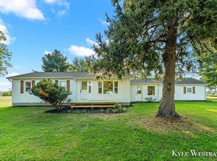1725 Kellogg Rd, Ionia, MI 48846
