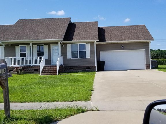2nd image of 1010 Tanners Ct