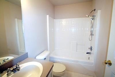 5th image of 2730 Barclay Way